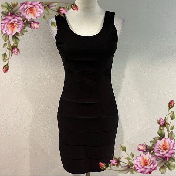 Ruby Roz Black Sleeveless mini Dress - Picture 1 of 12